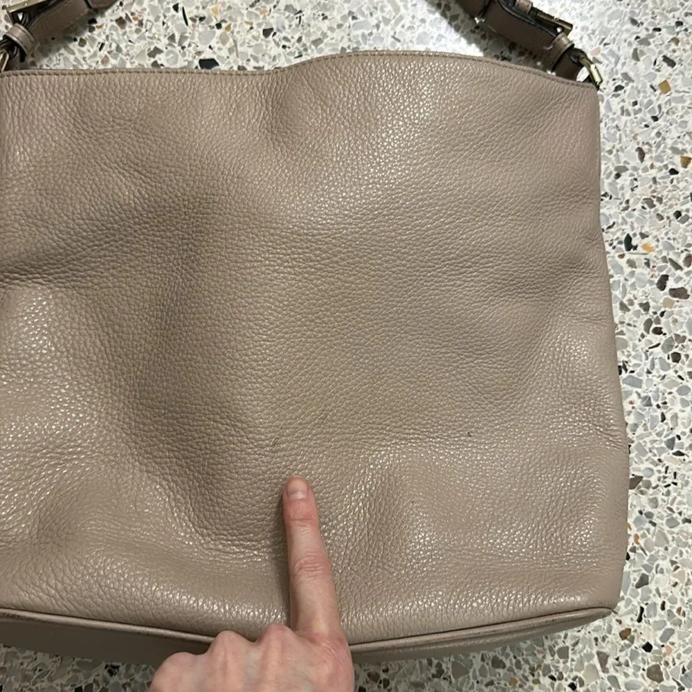 DVF Diane Von Furstenberg Iggy tan neutral shoulder bag gold hardware leather - Picture 10 of 10